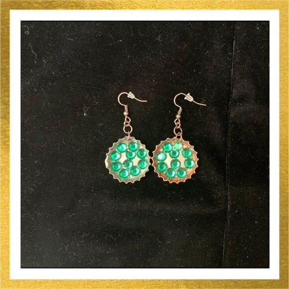 3/$20 Hand Crafted BEADED Dangle HANDMADE Rhinestone BOTTLE CAP EARRINGS - Picture 1 of 1